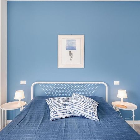Family & Friends Rooms With Shared Bathroom Padova Bagian luar foto