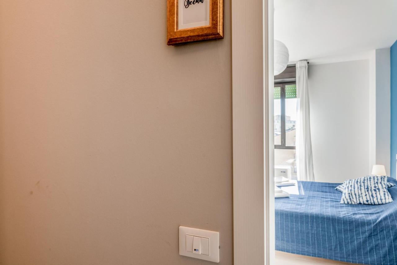 Family & Friends Rooms With Shared Bathroom Padova Bagian luar foto